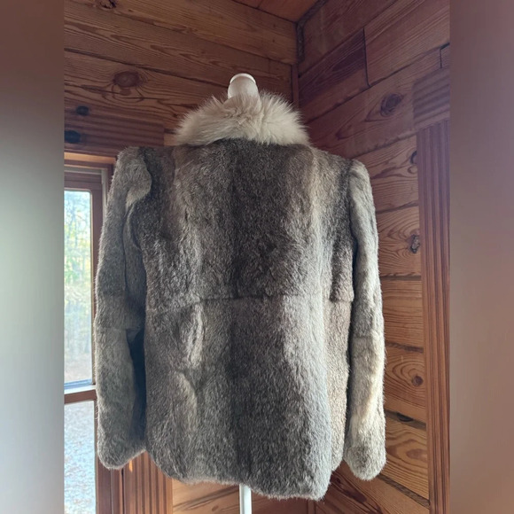 Vintage Rabbit Fur Coat with front hook closure pink satin lining size large - Picture 3 of 16